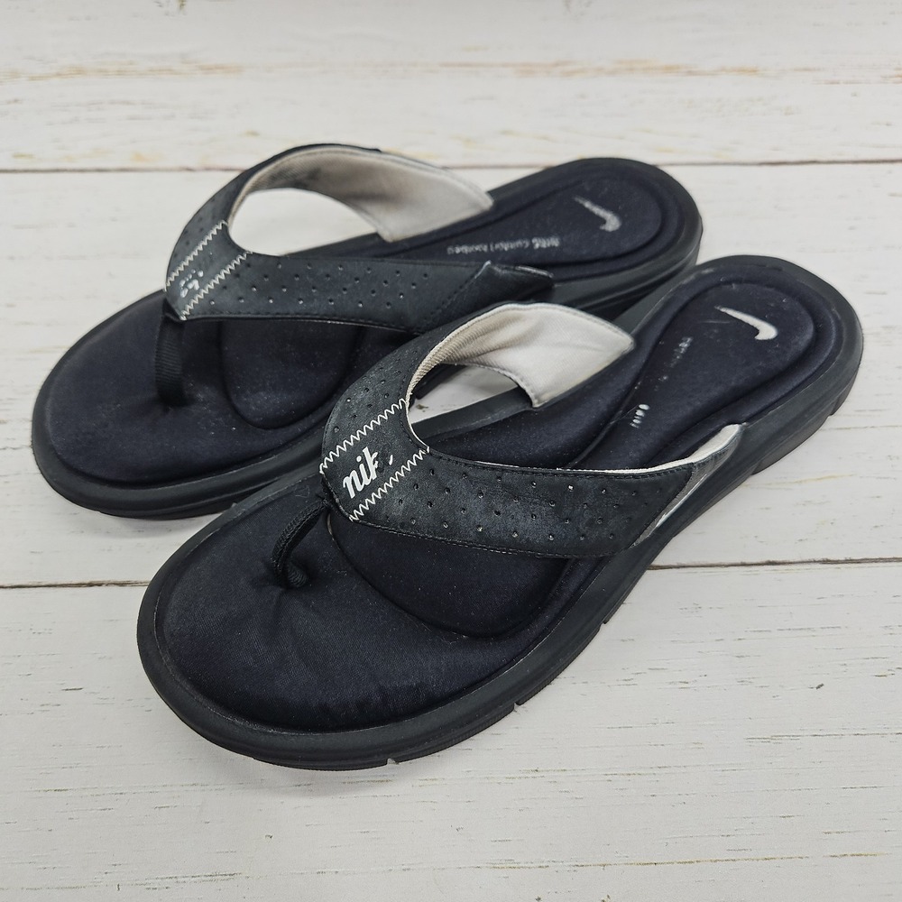 Nike Comfort Footbed Womens Size 9 Black White Thong Flip Flops Sandals Athletic